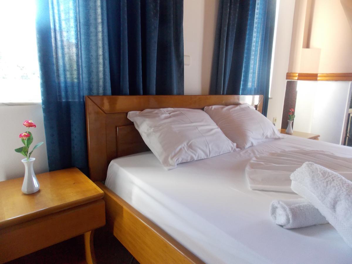 Hotel Dea Sarande Ngoại thất bức ảnh
