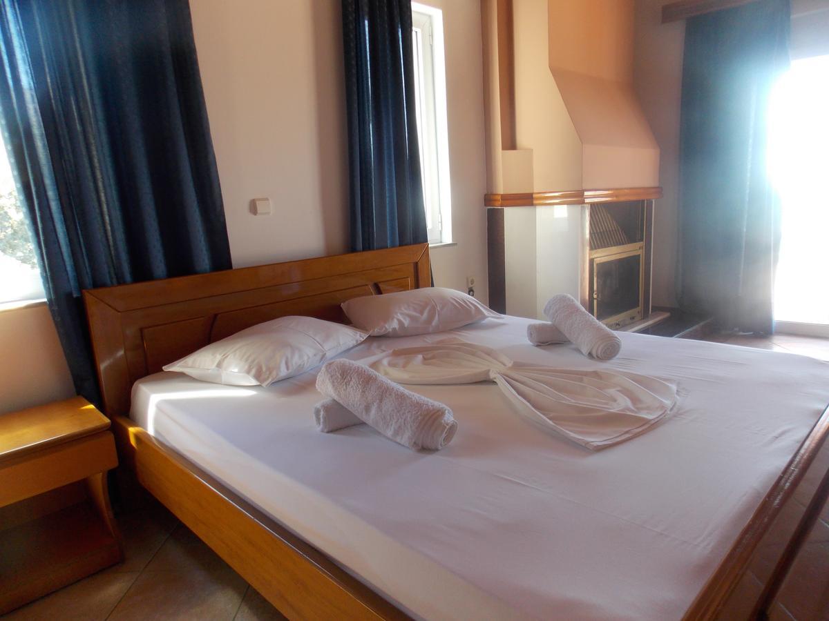 Hotel Dea Sarande Ngoại thất bức ảnh