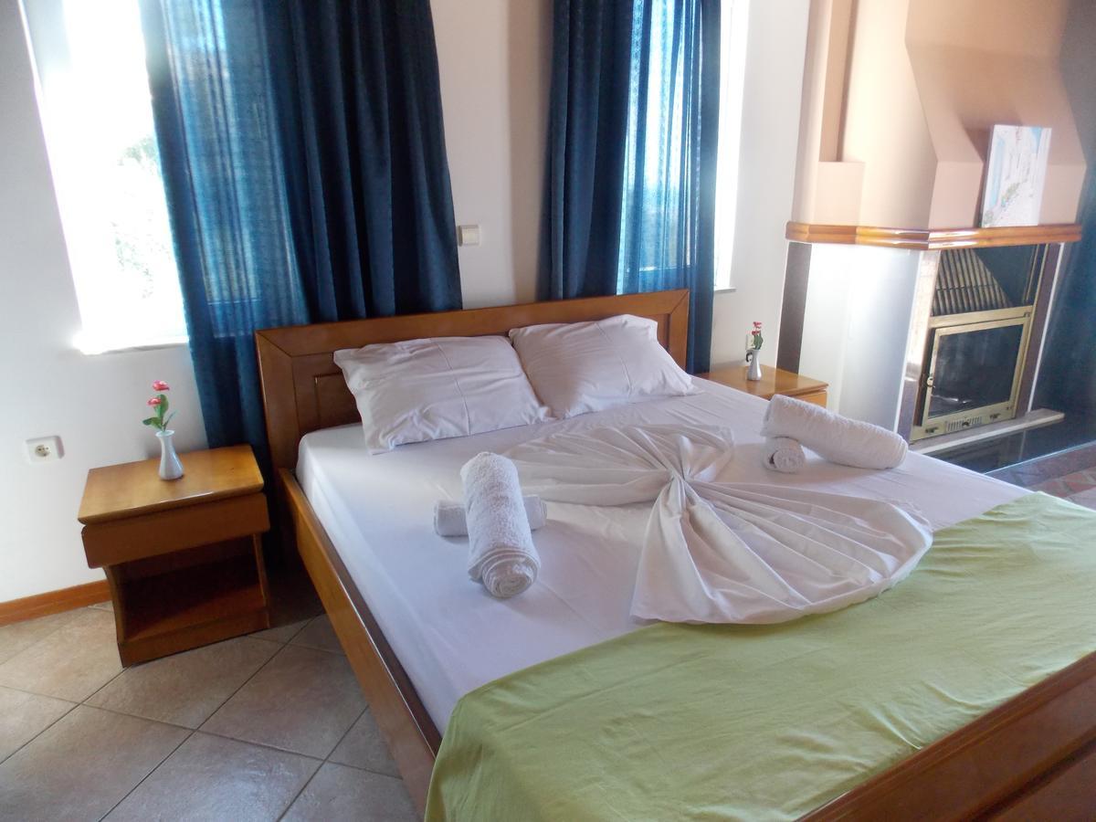 Hotel Dea Sarande Ngoại thất bức ảnh