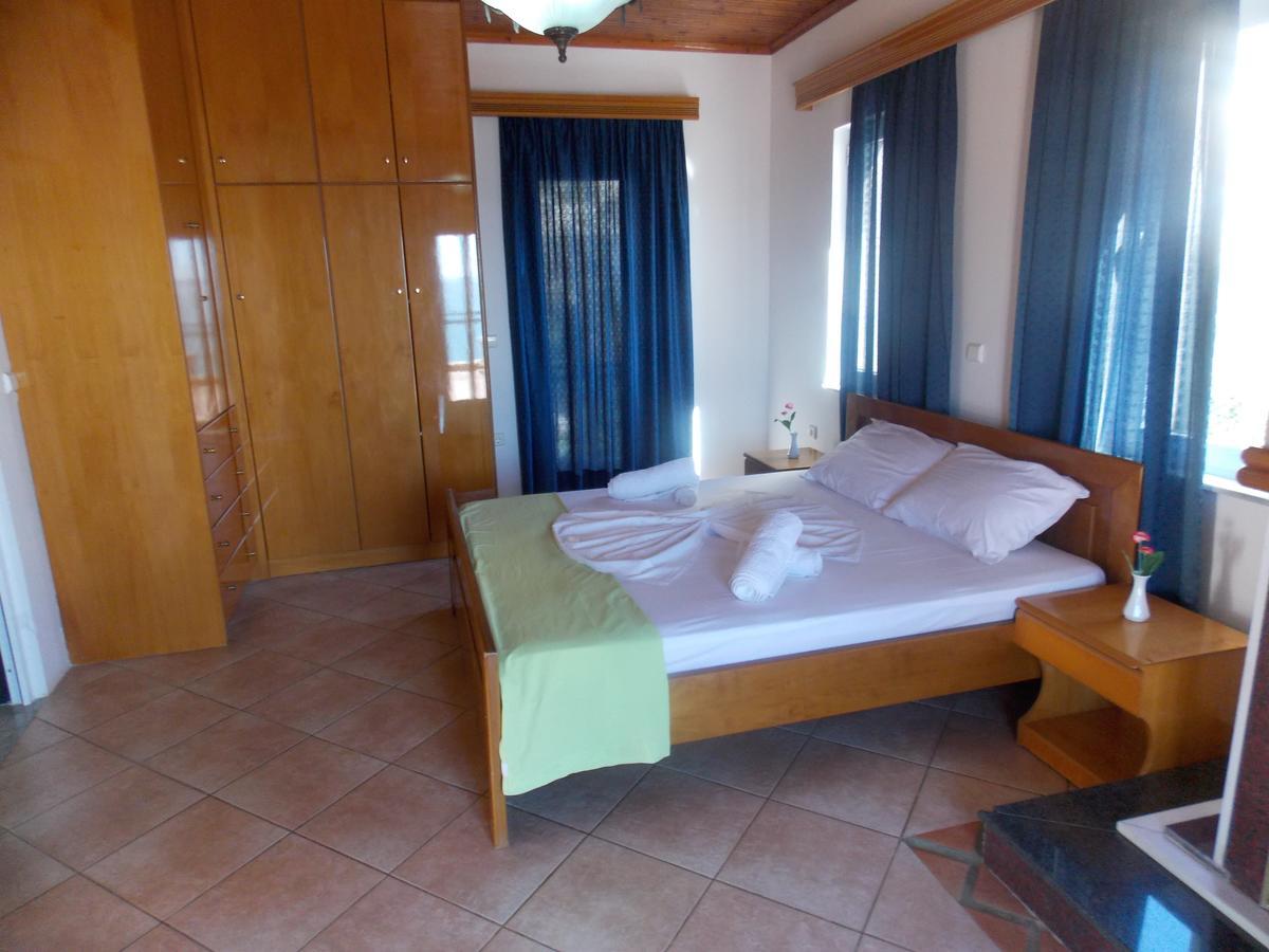 Hotel Dea Sarande Ngoại thất bức ảnh
