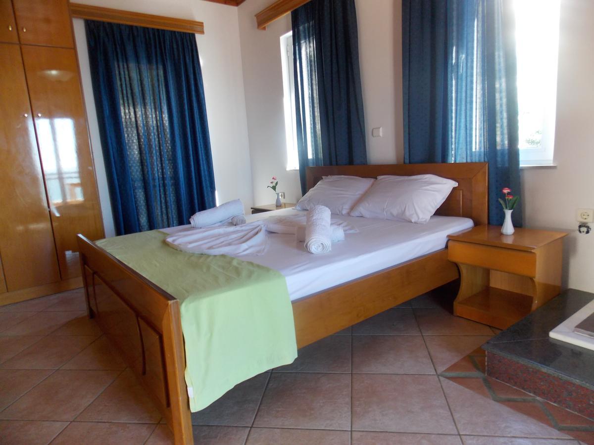 Hotel Dea Sarande Ngoại thất bức ảnh