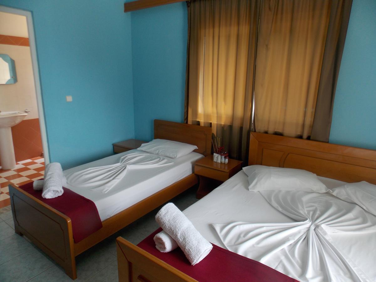 Hotel Dea Sarande Ngoại thất bức ảnh