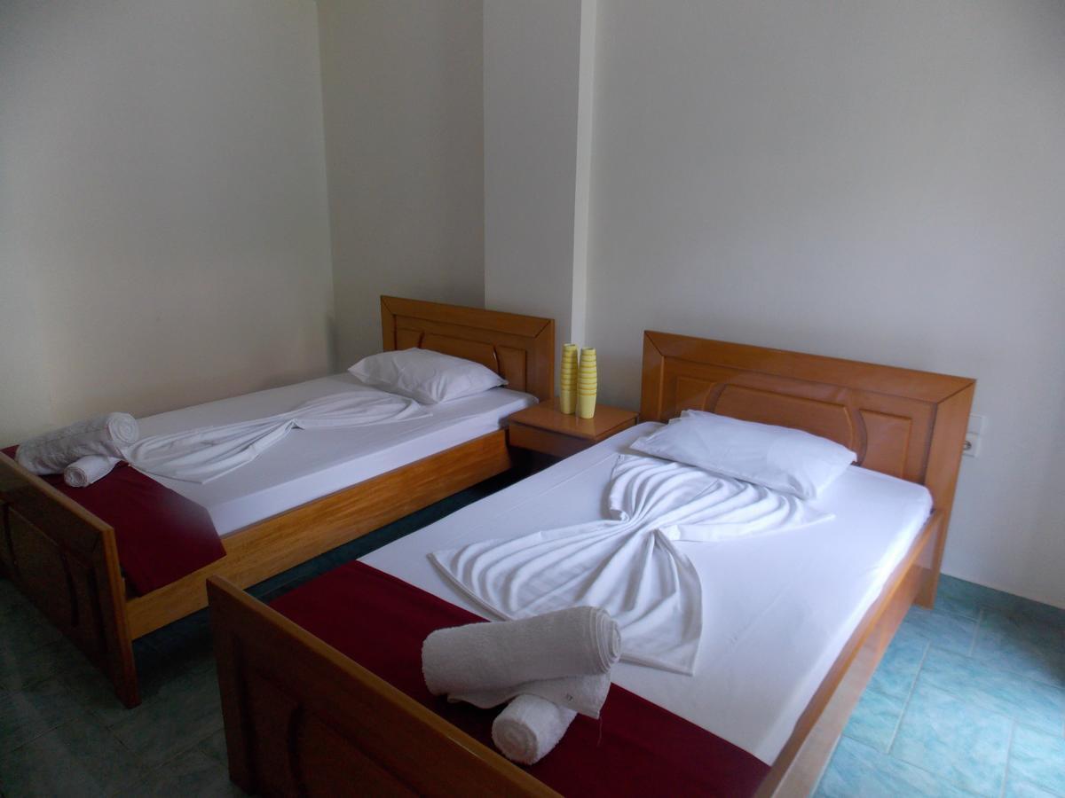 Hotel Dea Sarande Ngoại thất bức ảnh